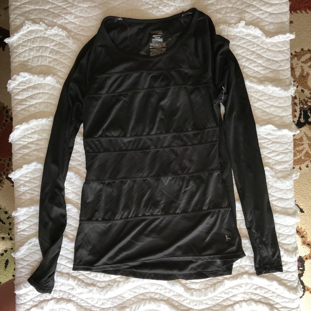 Danskin Now black long sleeved shirt